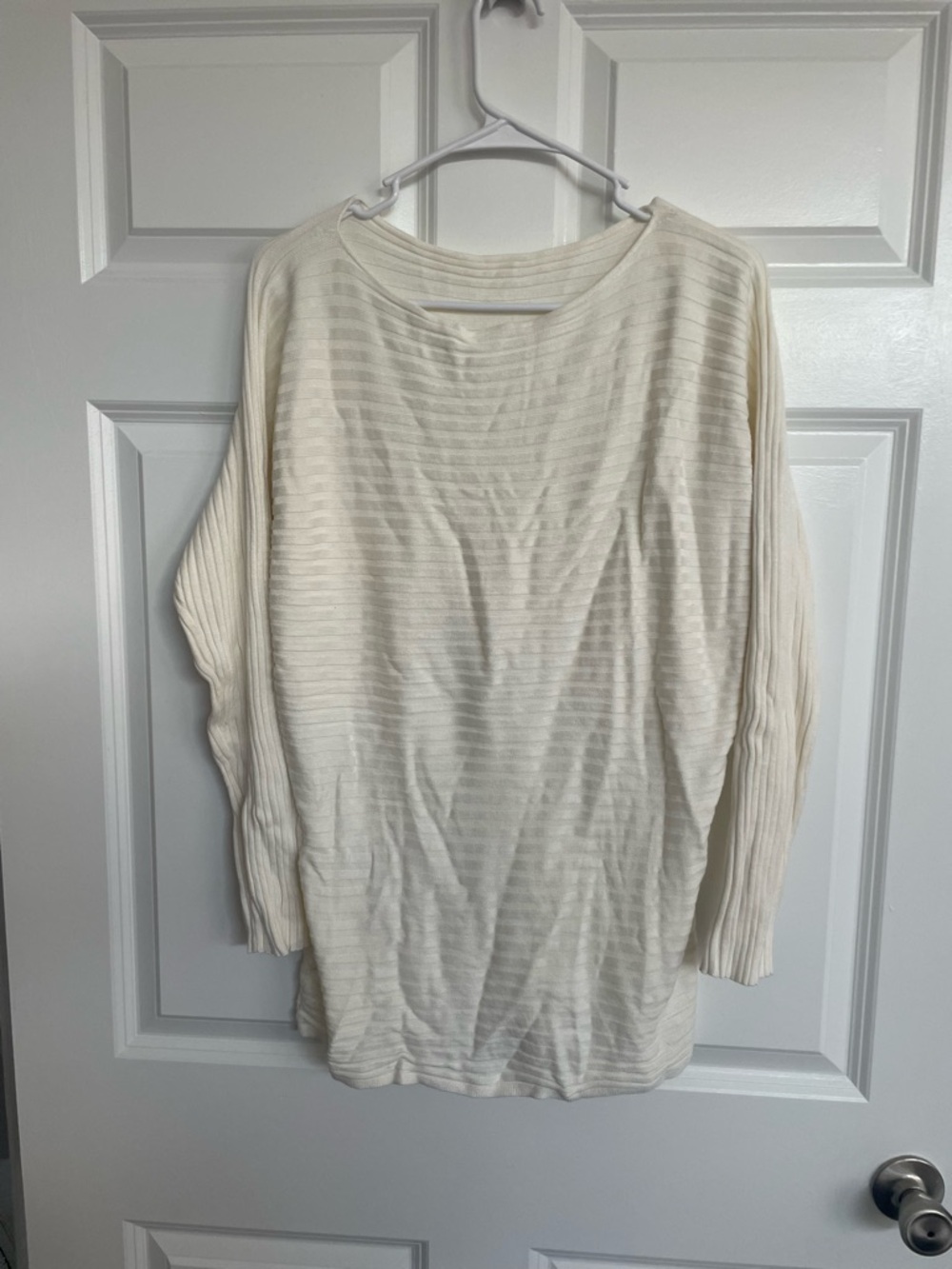 Lightweight Cream Ribbed Knit Pullover